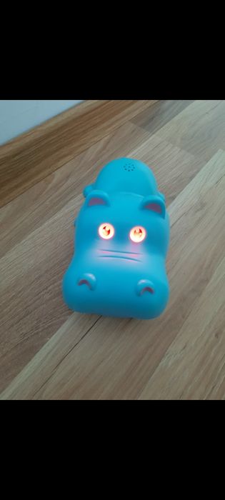 Zabawki dziecięce grające samolot, telefon, hipopotam