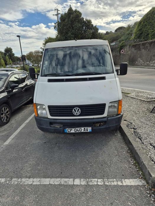 Vendo para peças Volkswagen LT 35  2.5 Diesel: o motor funciona sem pr