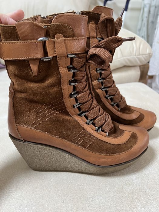 Зимові черевики жіночі