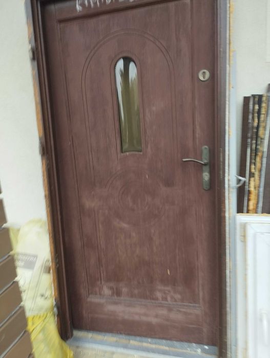 drzwi  zewnętrzne drewniane