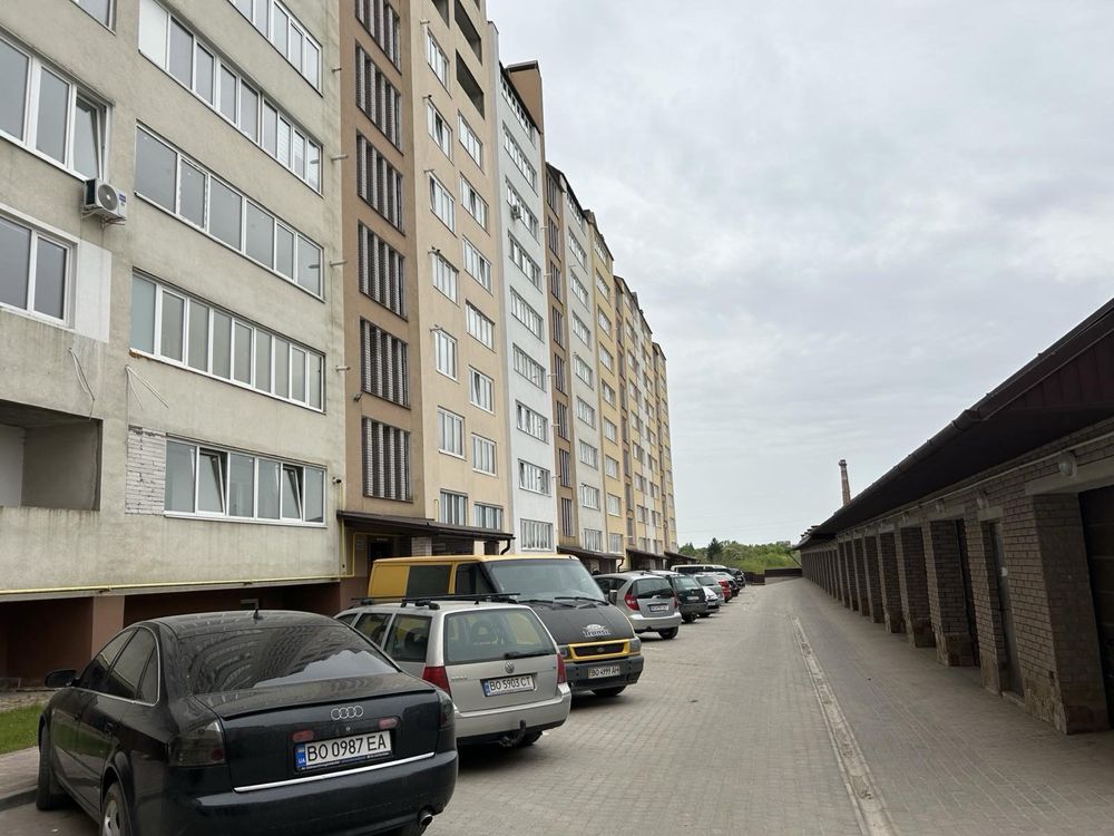 Продам 3 км кв по вул Іллєнка