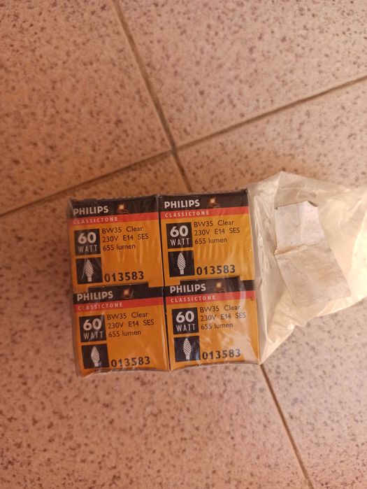 Lâmpadas Philips classictone 25w e 40w