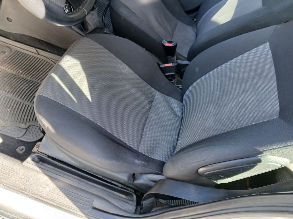 Opel combo c  na gazie technicznie sprawny