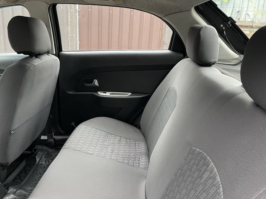 Продам автомобиль полностью на ходу