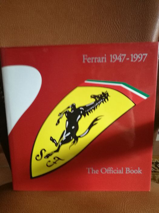 Livro oficial 50 anos da Ferrari