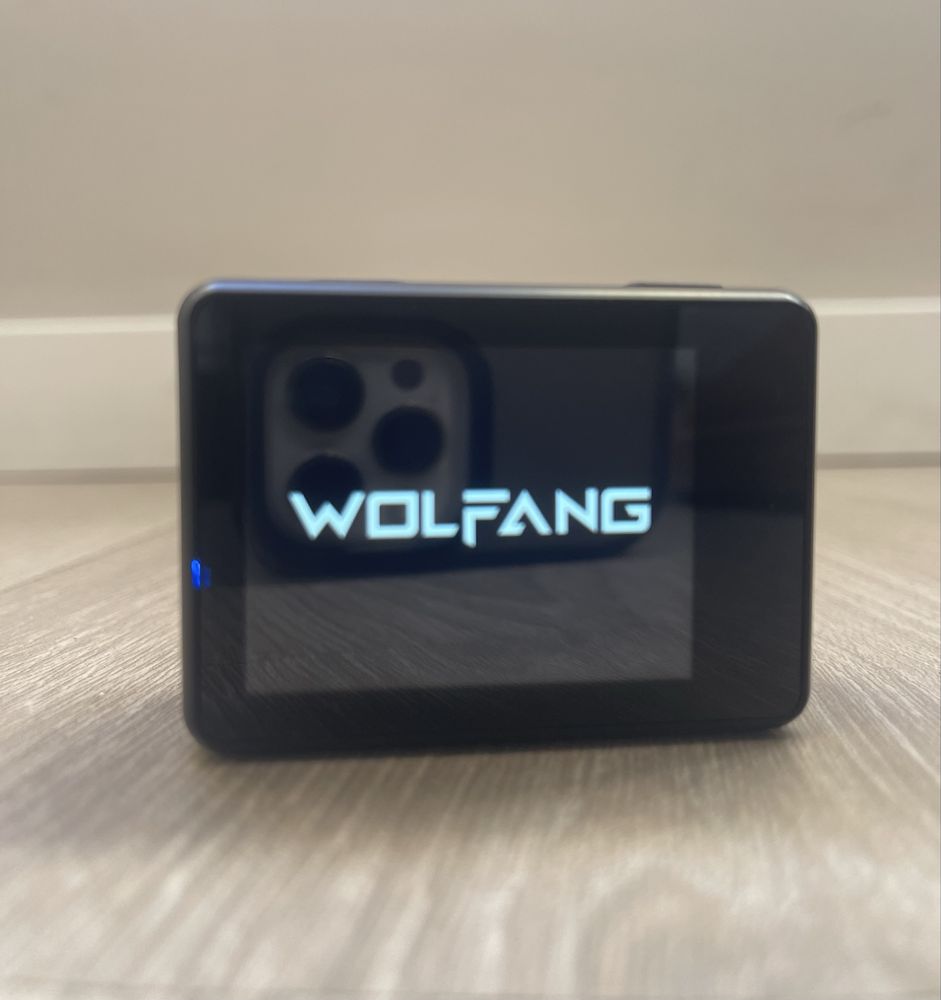 Action Camera - Wolfang GA200 2 ecrãs + Case + Acessórios (COMO NOVA)
