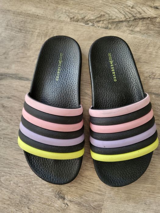 Klapki basenowe Reserved rozm. 32-33