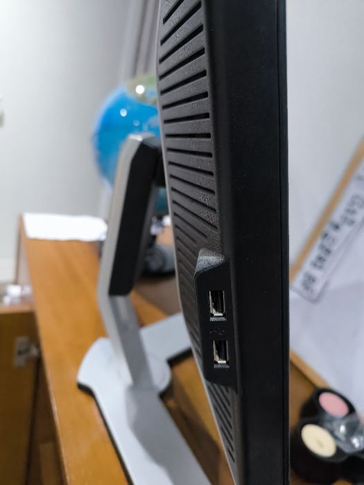 Ecrãs Dell 22in, 2208WFPT