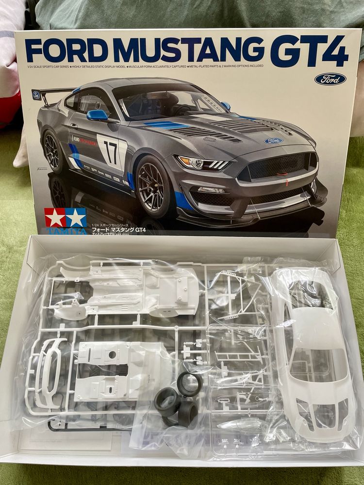 Tamiya 24354 Ford Mustang GT4