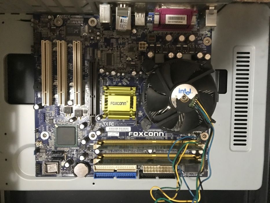 Продам компьютер без корпуса, БП и HDD