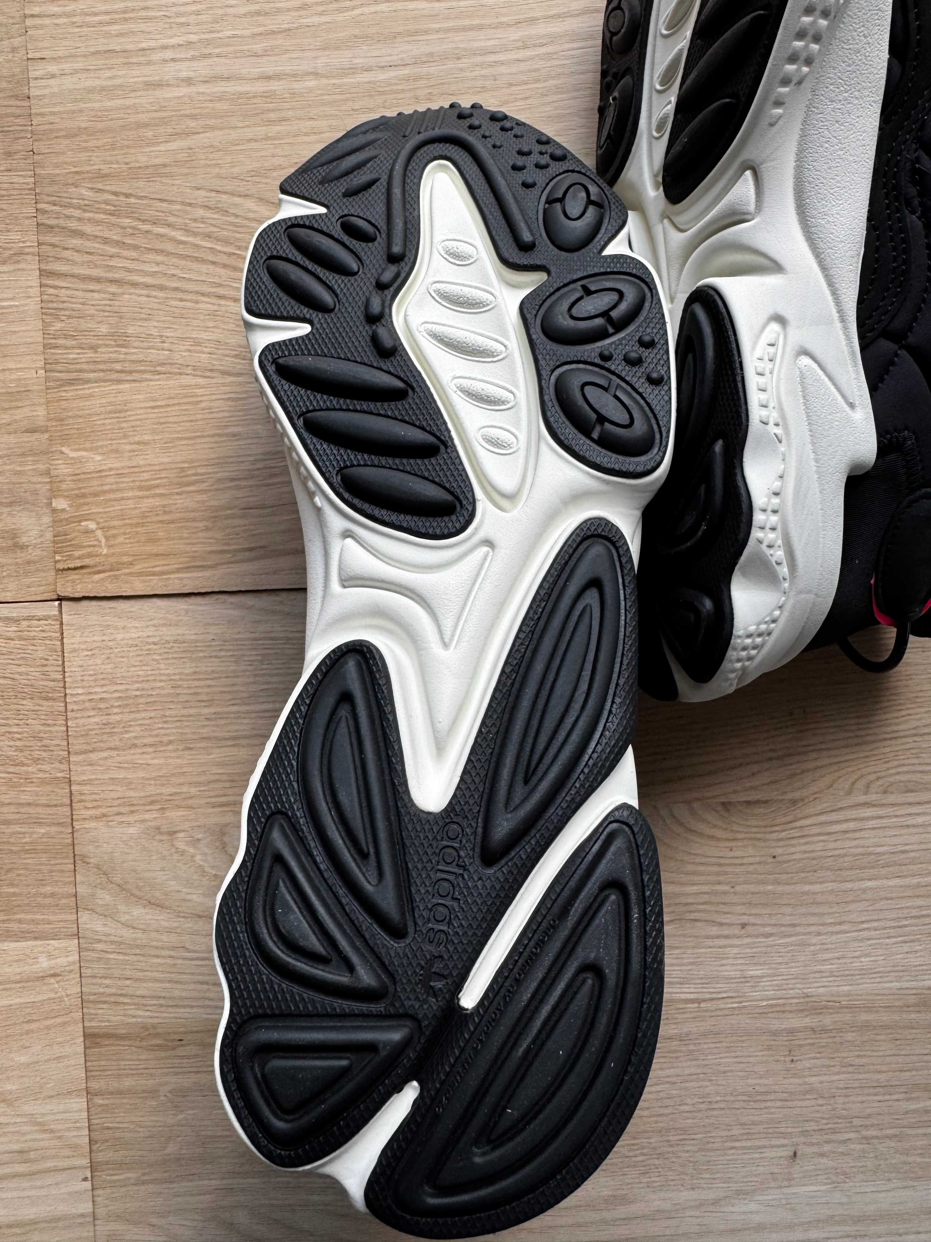 Чоловічі кросівки Adidas Ozweego FV9668 46 (11UK) 29.5 см Core Black