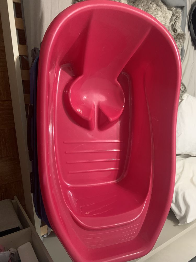 Banheira de bebe rosa