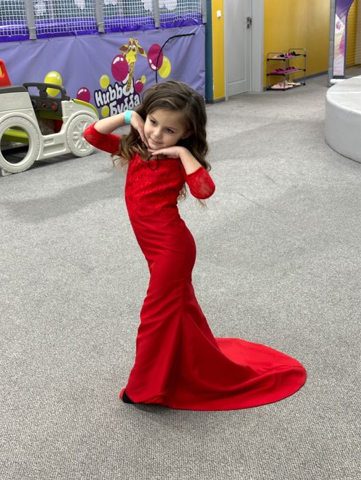 платтячко і туфельки для дівчинки 5 рочків