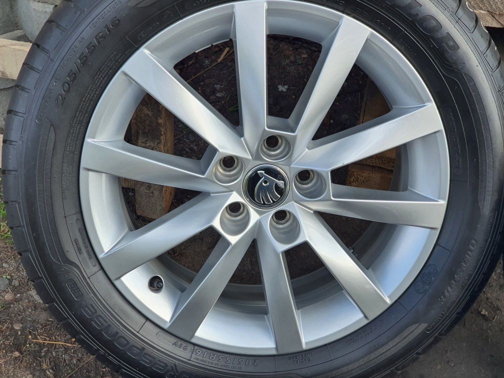 Nowe Alufelgi 16 Skoda Scala Kamiq 5x100 ET38