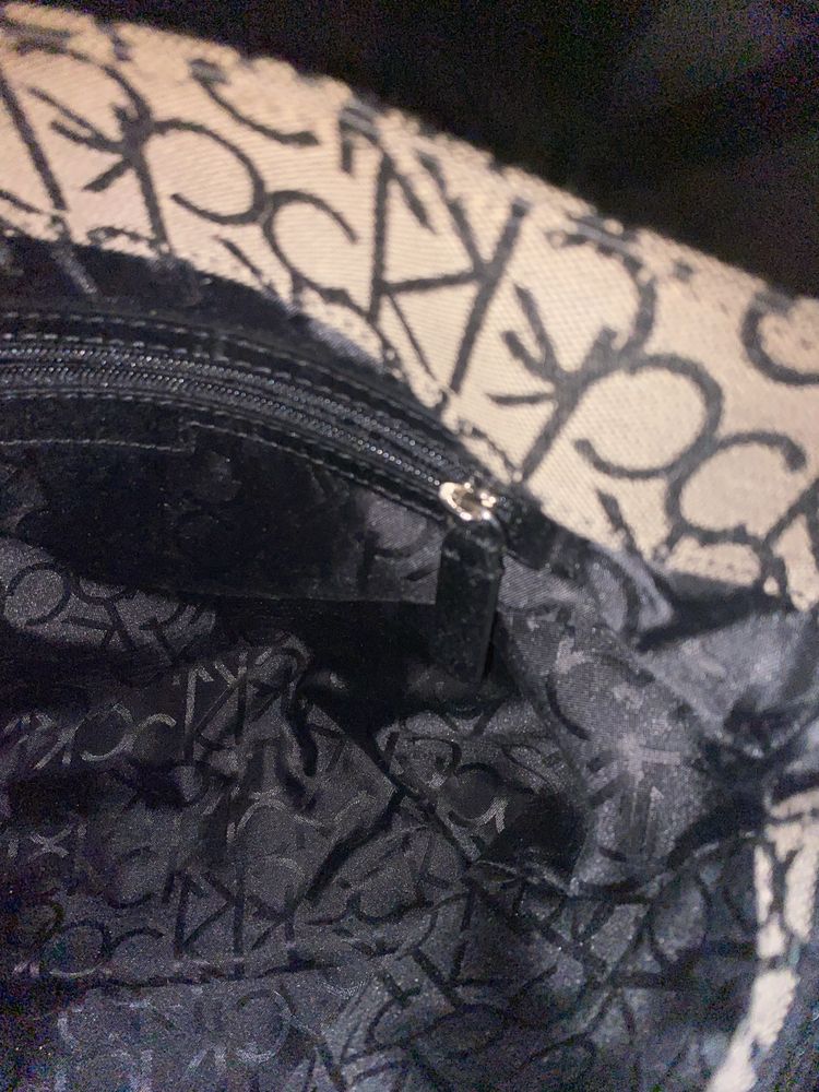 Torba na ramię Calvin Klein