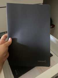 Cadernos de capa preta de linhas