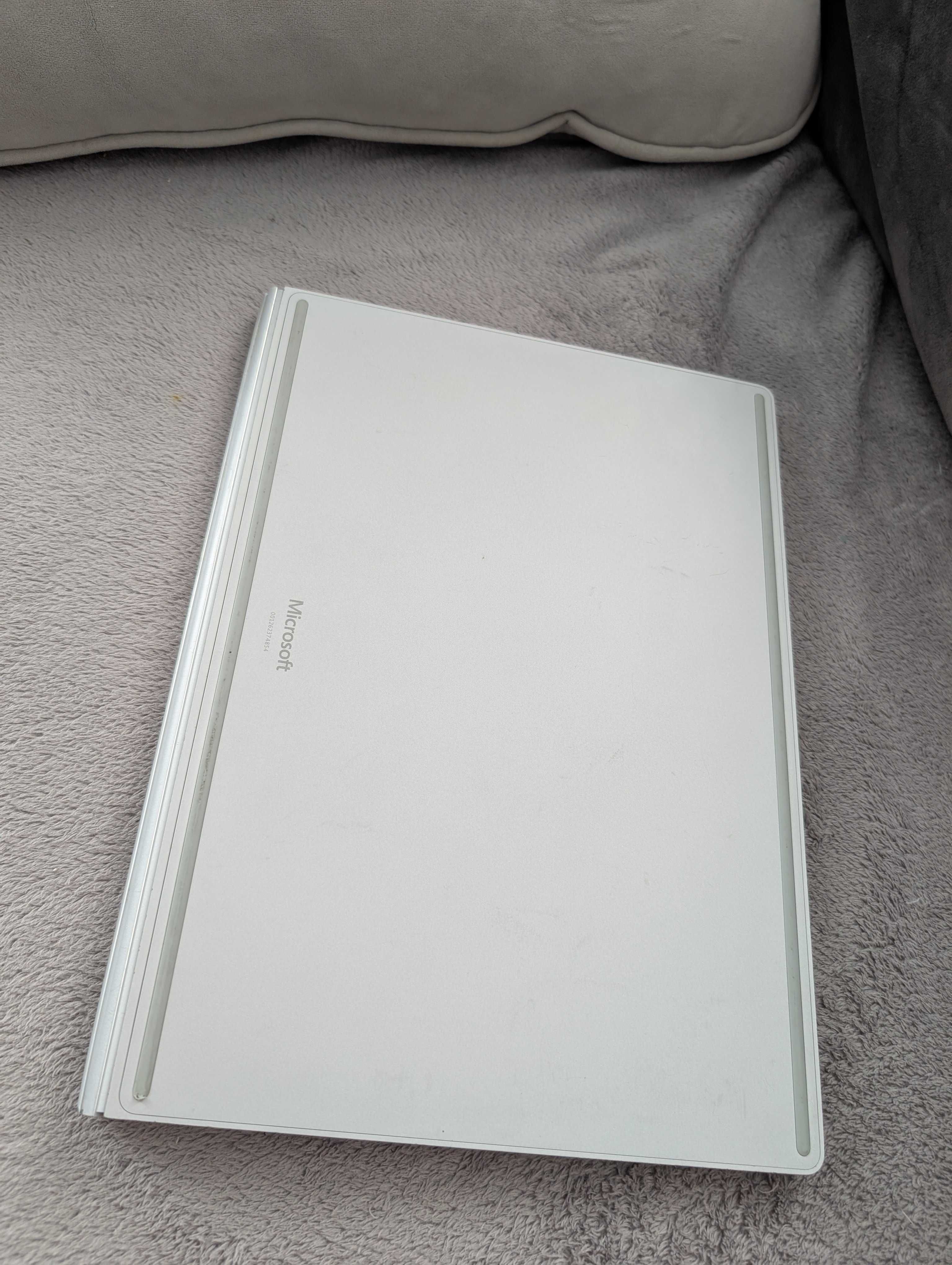 Microsoft Surface Book 2 GTX 1050 Ноутбук i7-8650U 8GB 256 Сенсор ПК