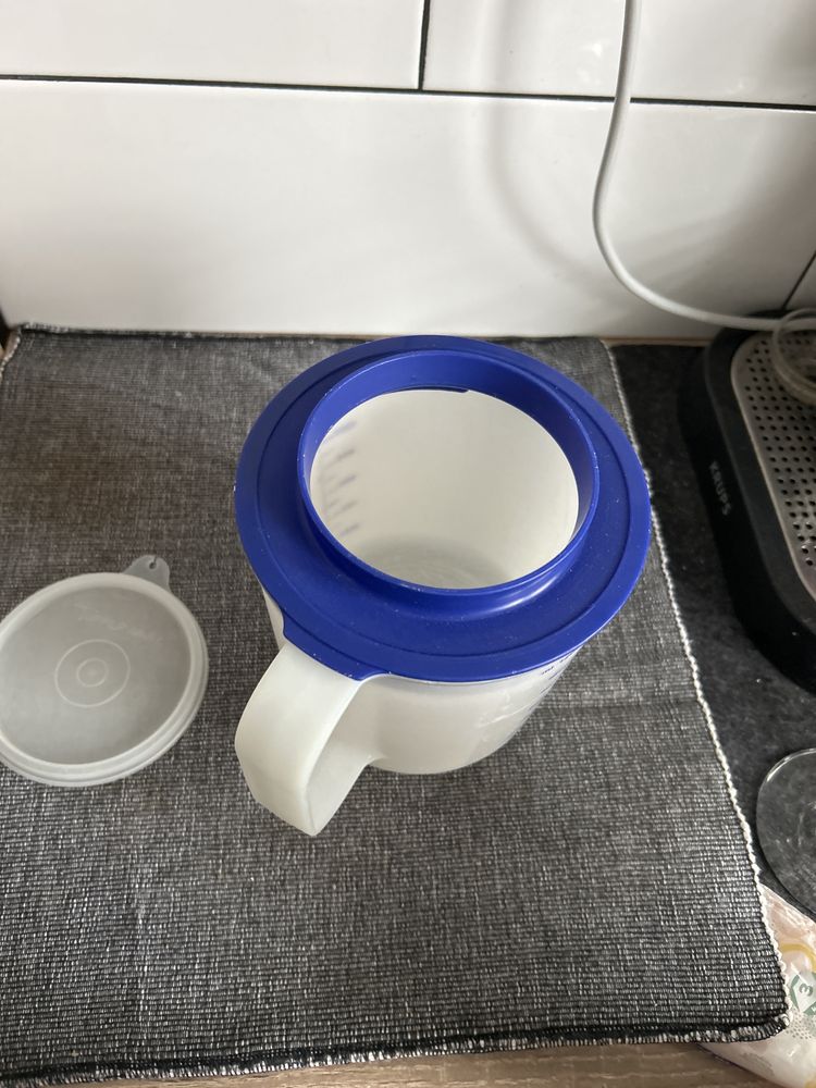 Tupperware pojemnik do miksowania i miarka do 1200 ml