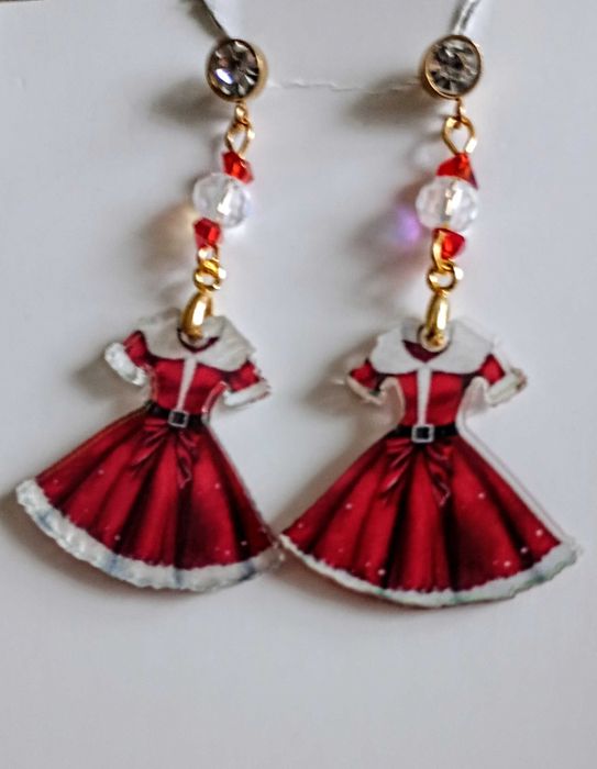 Świąteczne ozdobne kolorowe wiszące  kolczyki Mikołaj