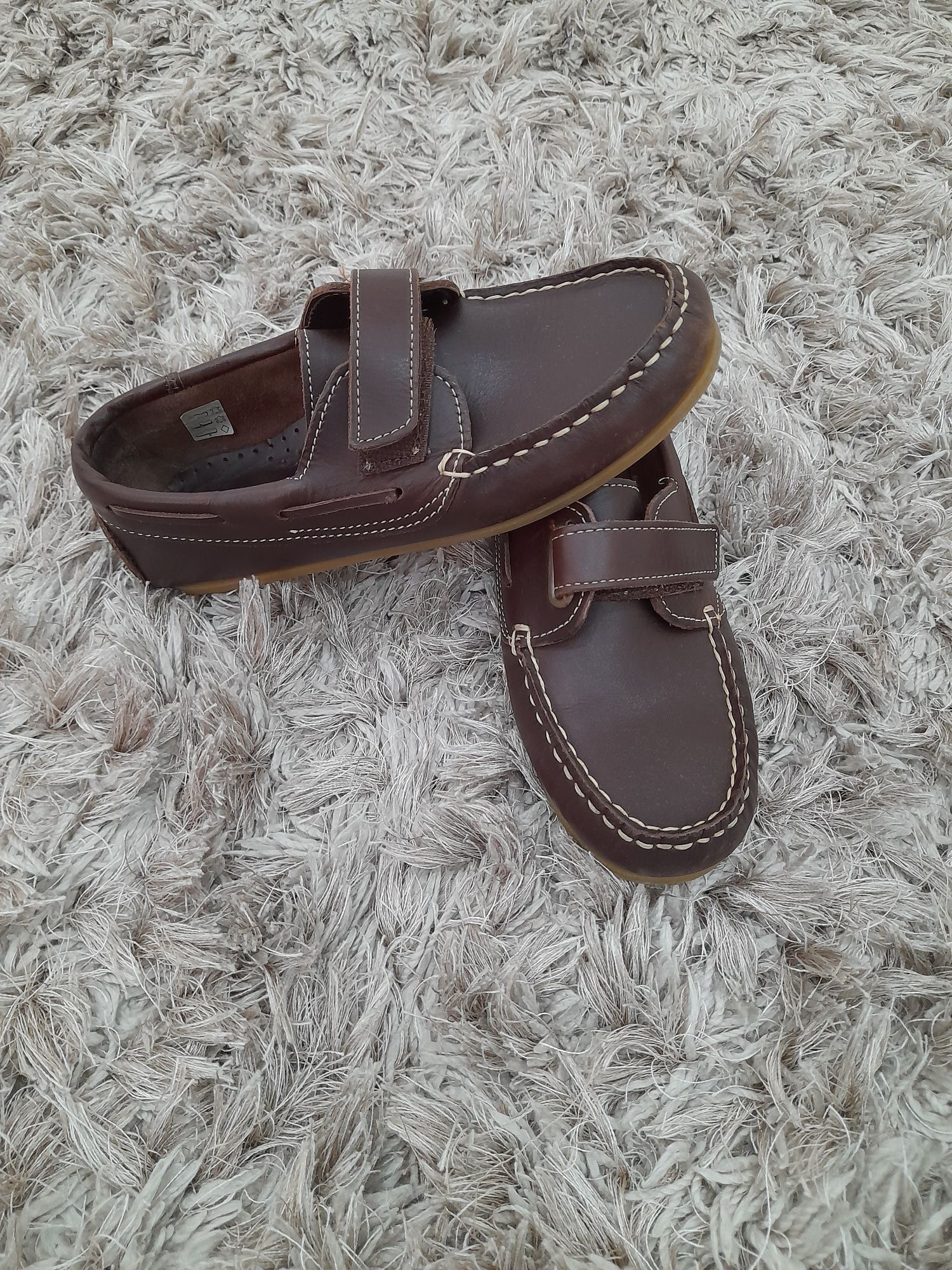 Sapato vela em pele c/velcro