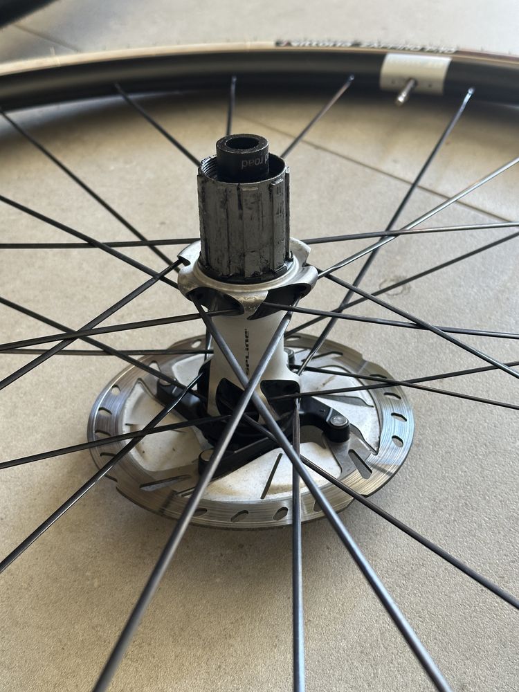 Koła szosowe DT SWISS PR1600 Spline | Piasty DT350 | Ultegra | opony