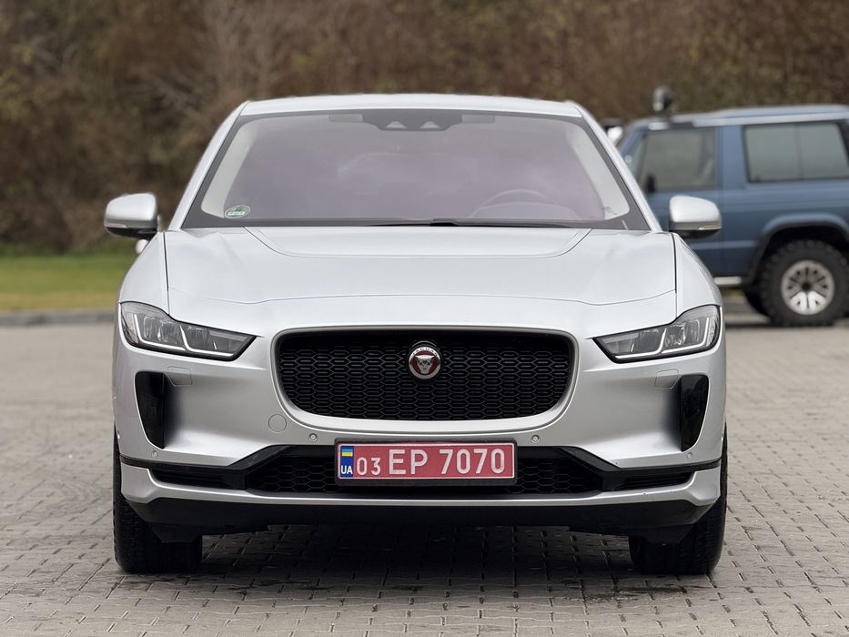 Jaguar I pace ягуар