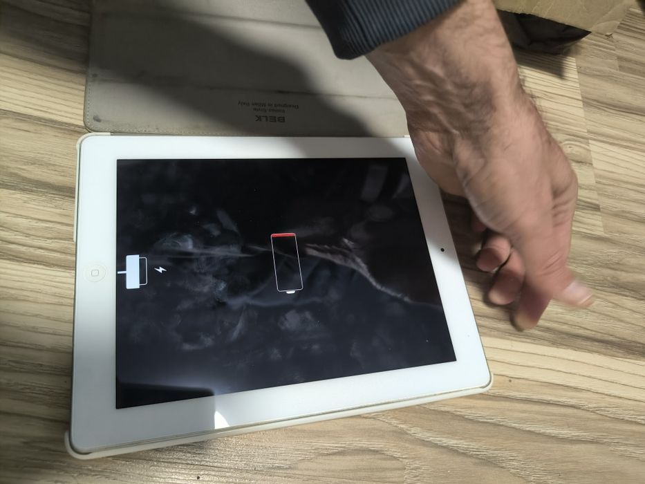 Apple iPad 3 (model A1430)  на запчастини