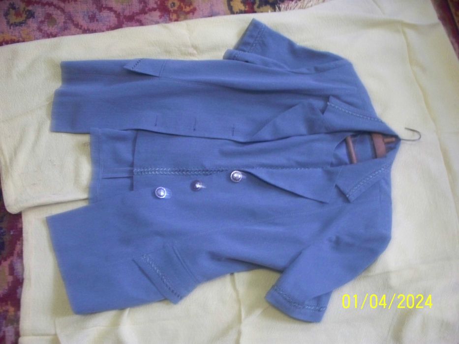 2 свитерка (желтый розовый), Костюм -двойка новый, цвет морской волны