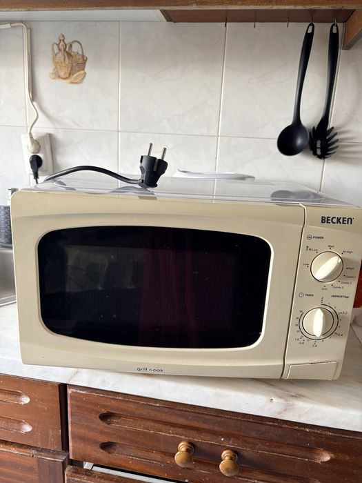 Microondas Becken GRILL COOK