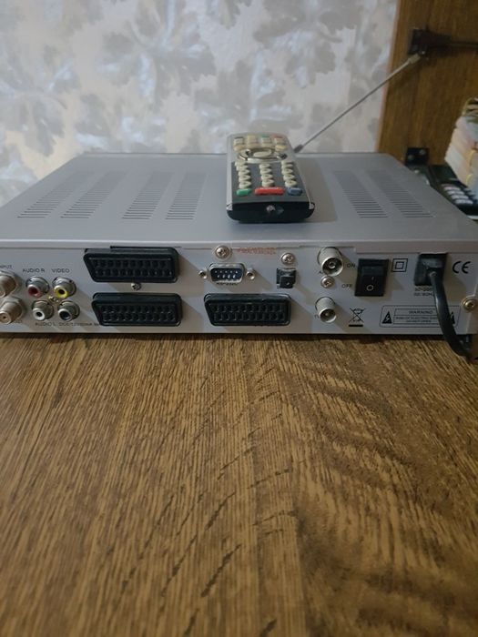 Спутниковый тюнер Openbox F 500