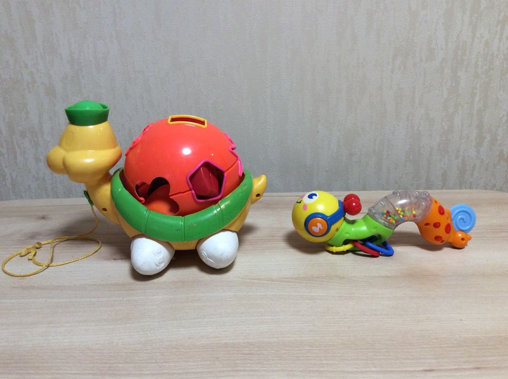 Каталка, сортер, погремушка, черепаха, веселая гусеница Hola Toys