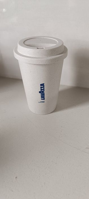 Plastikowy kubek na napoje