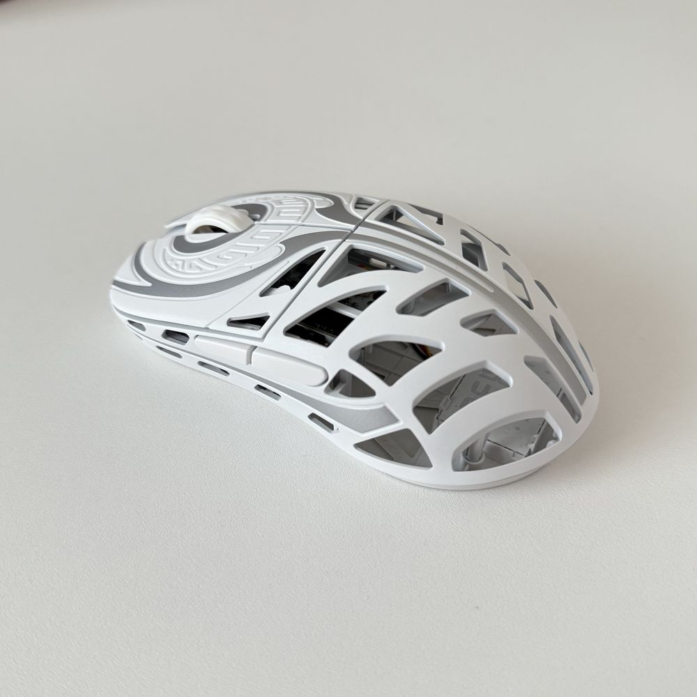 WLMouse Strider White