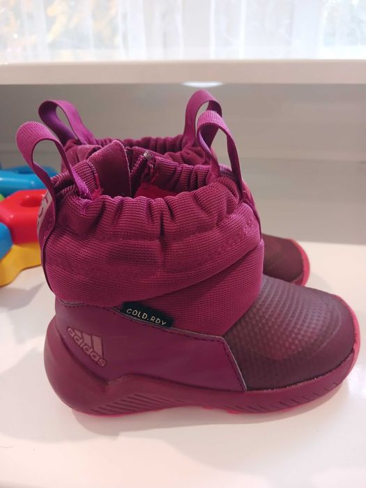 Чобітки фірми adidas термо зимові