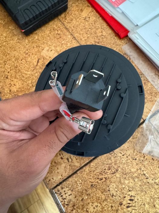 Farol mota led novo 17 cm