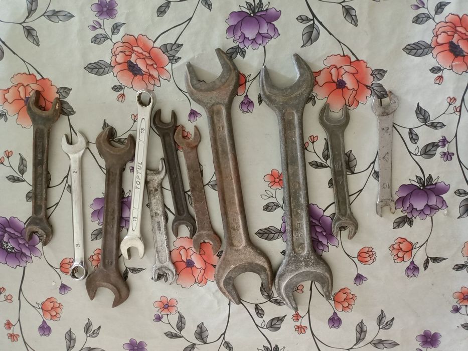 Гаечные ключи разных размеров