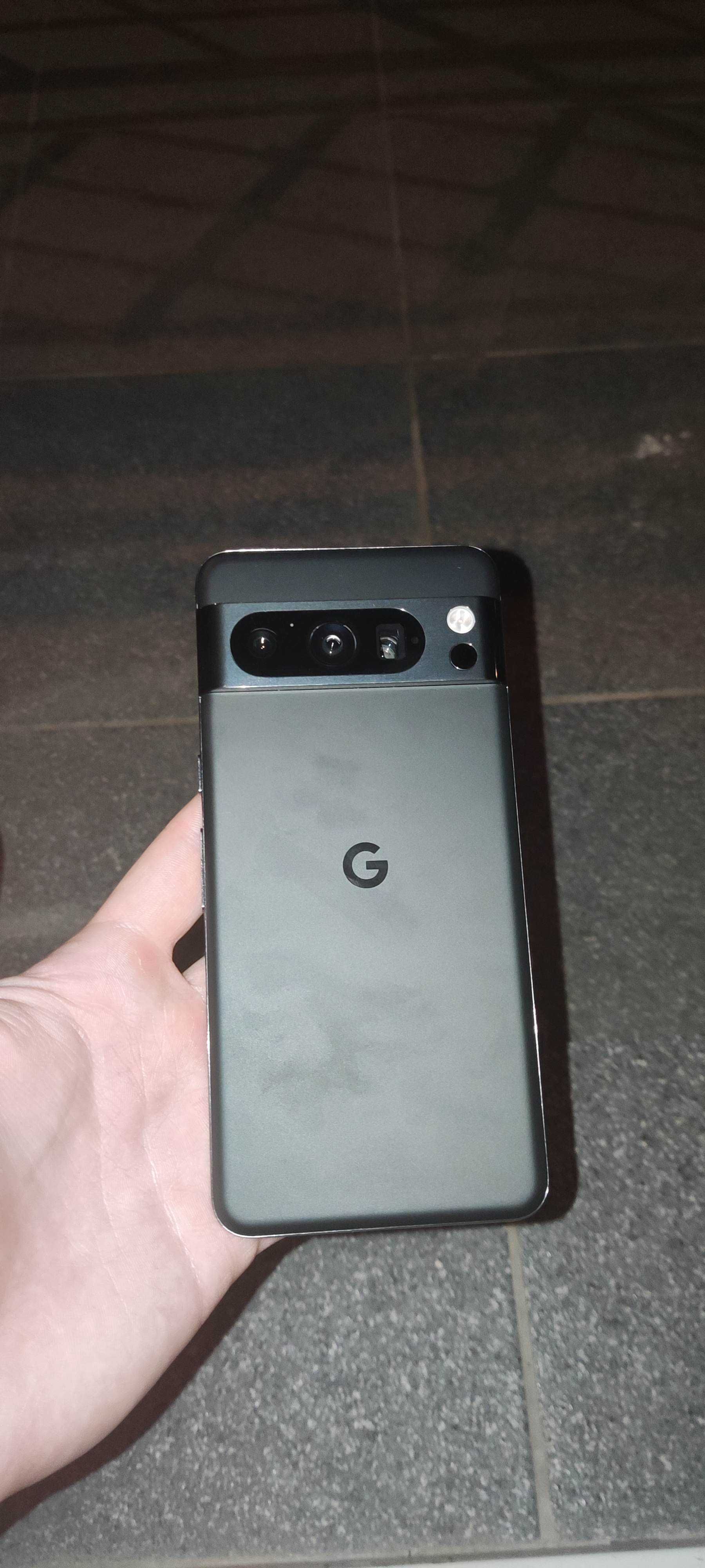 Pixel 8 pro 256 New