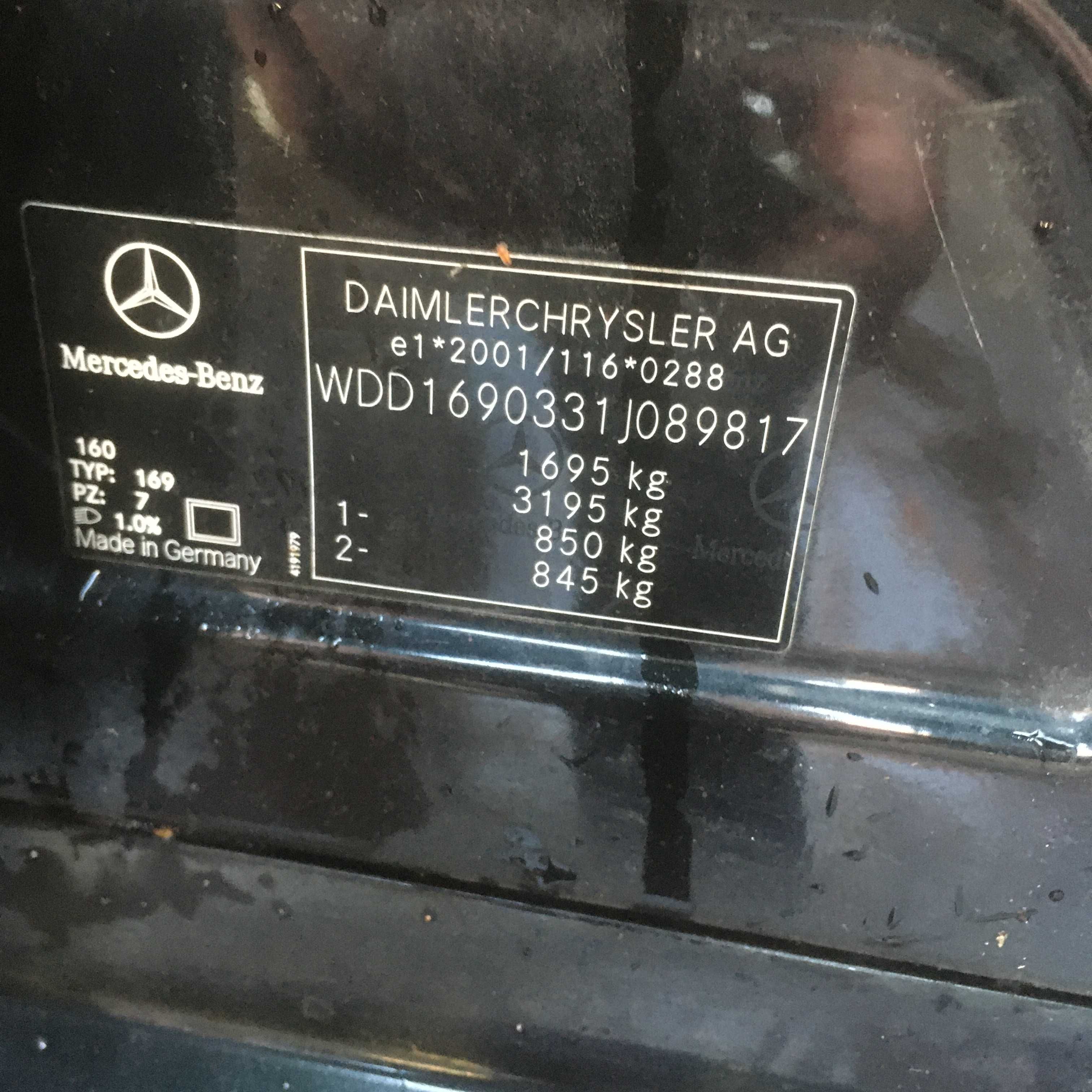 Zderzak przedni czarny 160 mercedes w169 kompletny