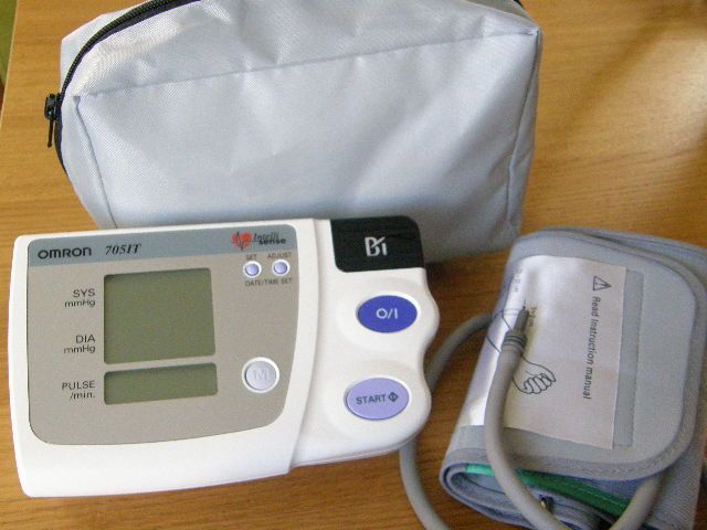 Ciśnieniomierz Omron 705 IT z drukarką - nowy - super dokładny