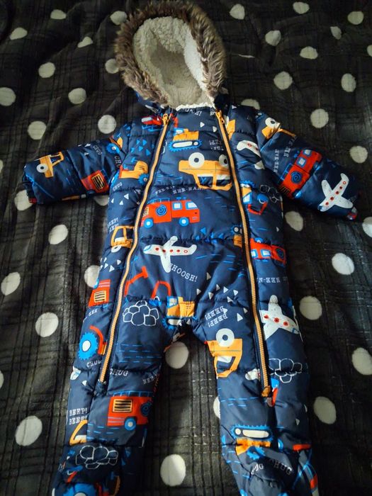 Комбинезон зима 6-9 місяців