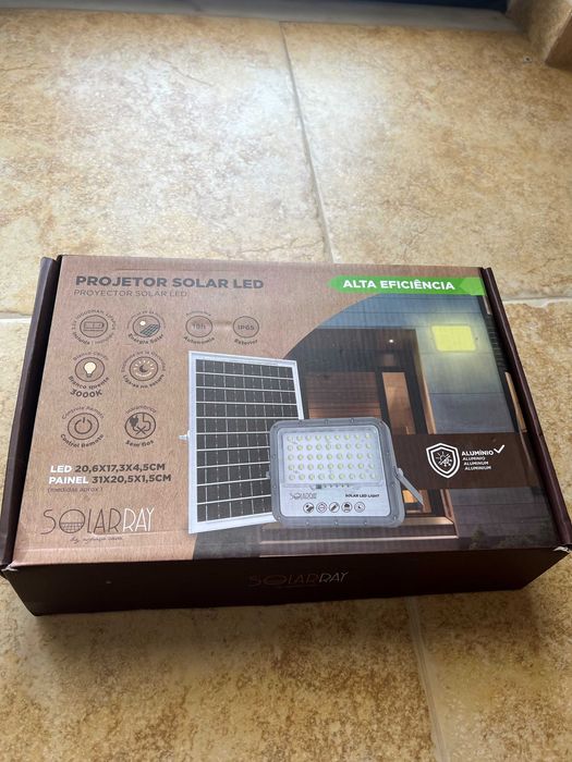 Projetor solar LED