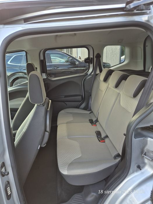 Ford Tourneo Courier