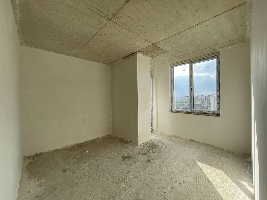 3 окремі кімнати+кухня студія в ЖК по вул. Незалежності.