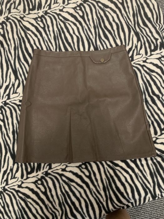 Спідниця з еко шкіри шоколадного кольору розмір L