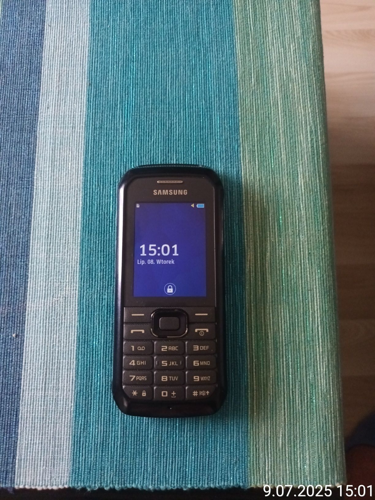 Sprzedam dwa  uzywane telefony 200zl