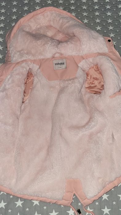 Зимова куртка дуже тепла