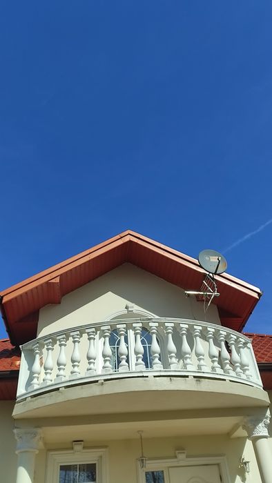 Sg tralki betonowe , balustrada betonowa  cena za całość 12 szt słupkó