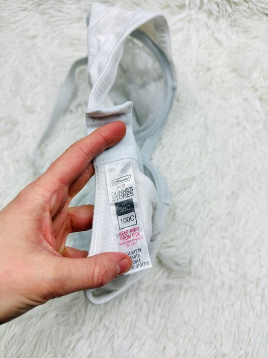 Biustonosz miękki fiszbiny 85C biały Dunnes