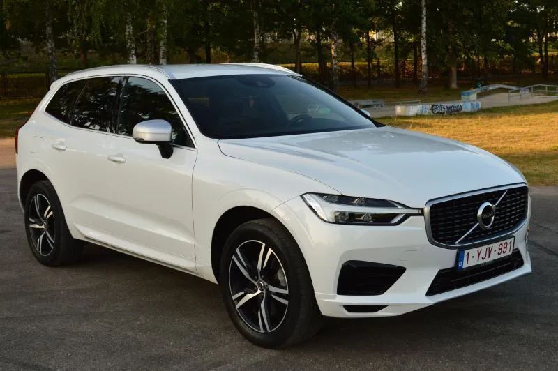 Volvo XC 60 R - DESIGN 2019r._2,0D_190KM_Skóra_Navi_Alu_Klimatronik_z Belgii_Ideał