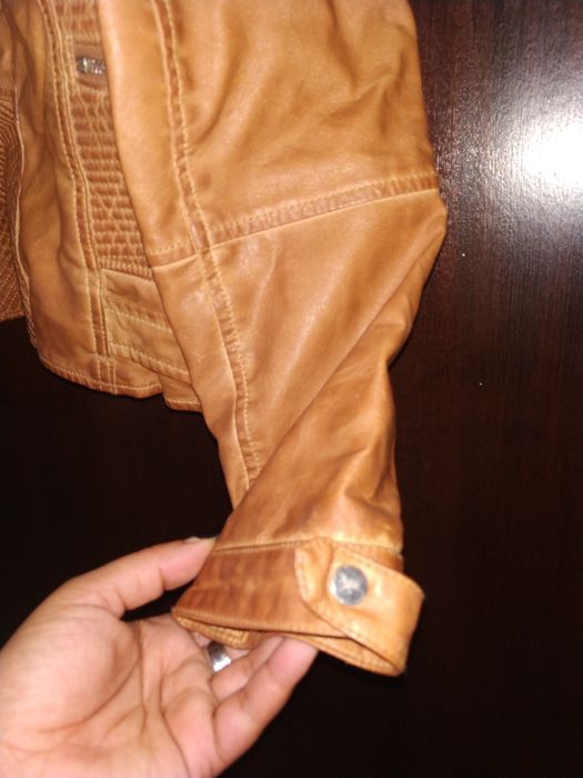 Blusão de pele Berska